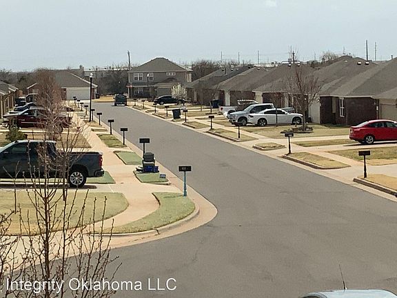 2nd image of 8529 SW 49th Cir
