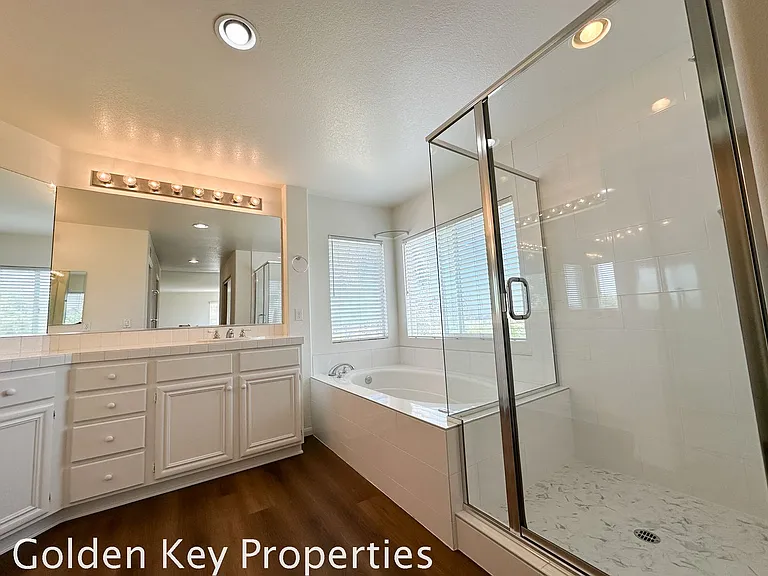 1188 Abelia Ave — Photo 18