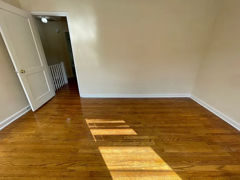1663 Valley Ave — Photo 44