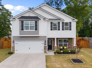 900 Winter Cress Dr, Zebulon, NC 27597