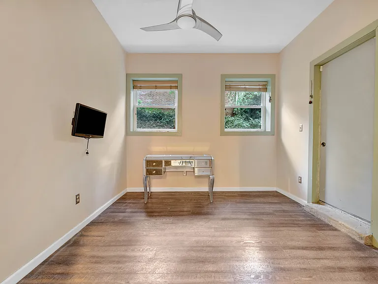 3051 N St SE — Photo 20