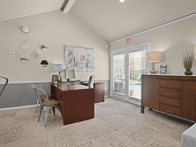 Persimmon Square Apartments — Photo 11