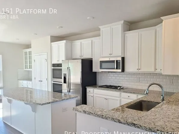 1151 Platform Dr, Apex, NC 27502