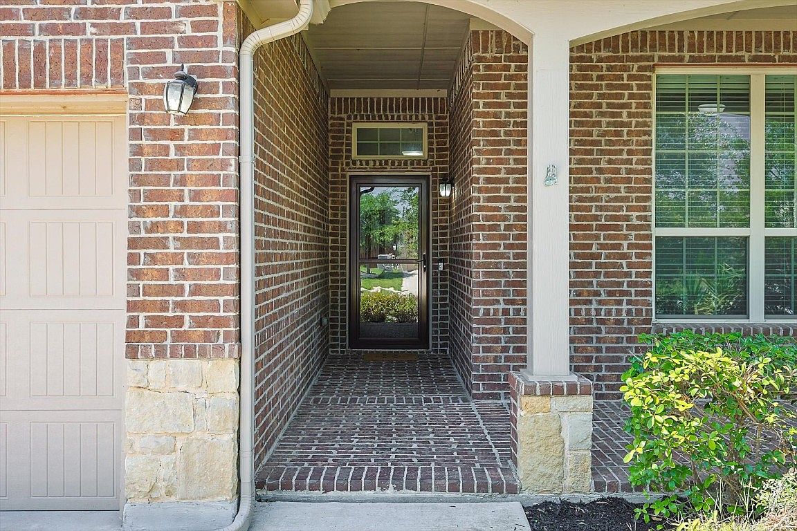 1300 Meadowlakes Dr, Azle, TX 76020 | Zillow