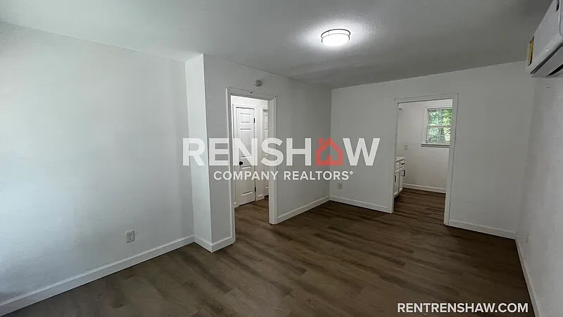 285 Lucy Ave — Photo 2