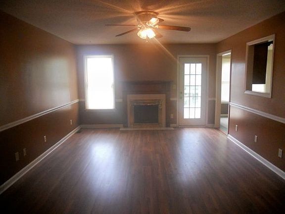 2nd image of 2118 Single Tree Dr