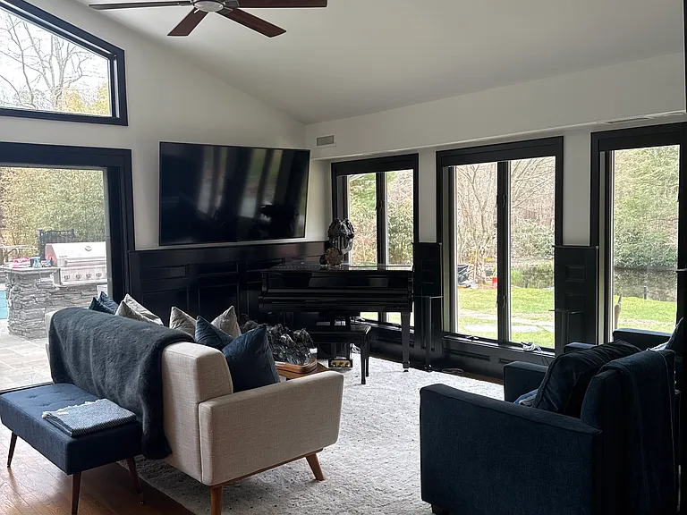 Quogue Riverhead Rd — Photo 33