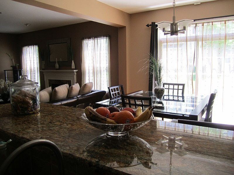 2nd image of 174 Winchester Ct #272