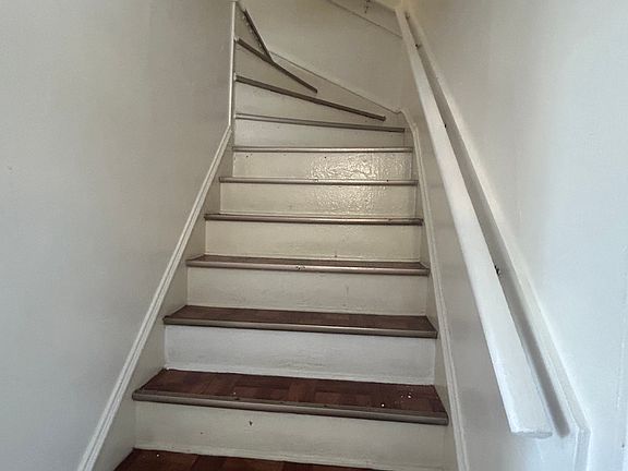 2nd image of 454 W Turner St