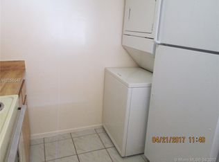 10070 NW 6th St, Pembroke Pines, FL 33024