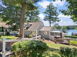 2 Fox St, Windham, NH 03087