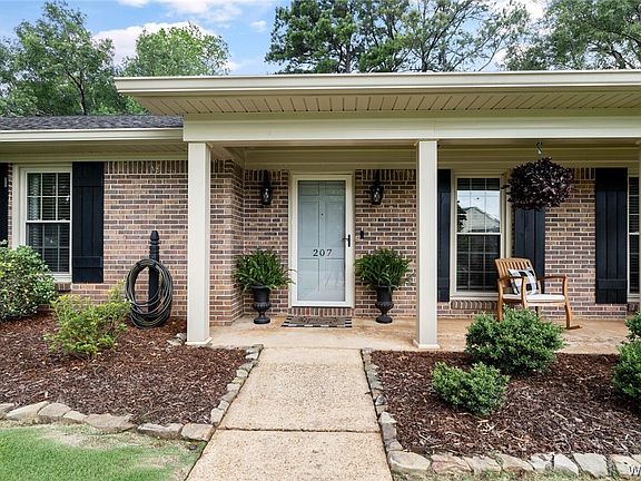 4th image of 207 Riverdale Ln