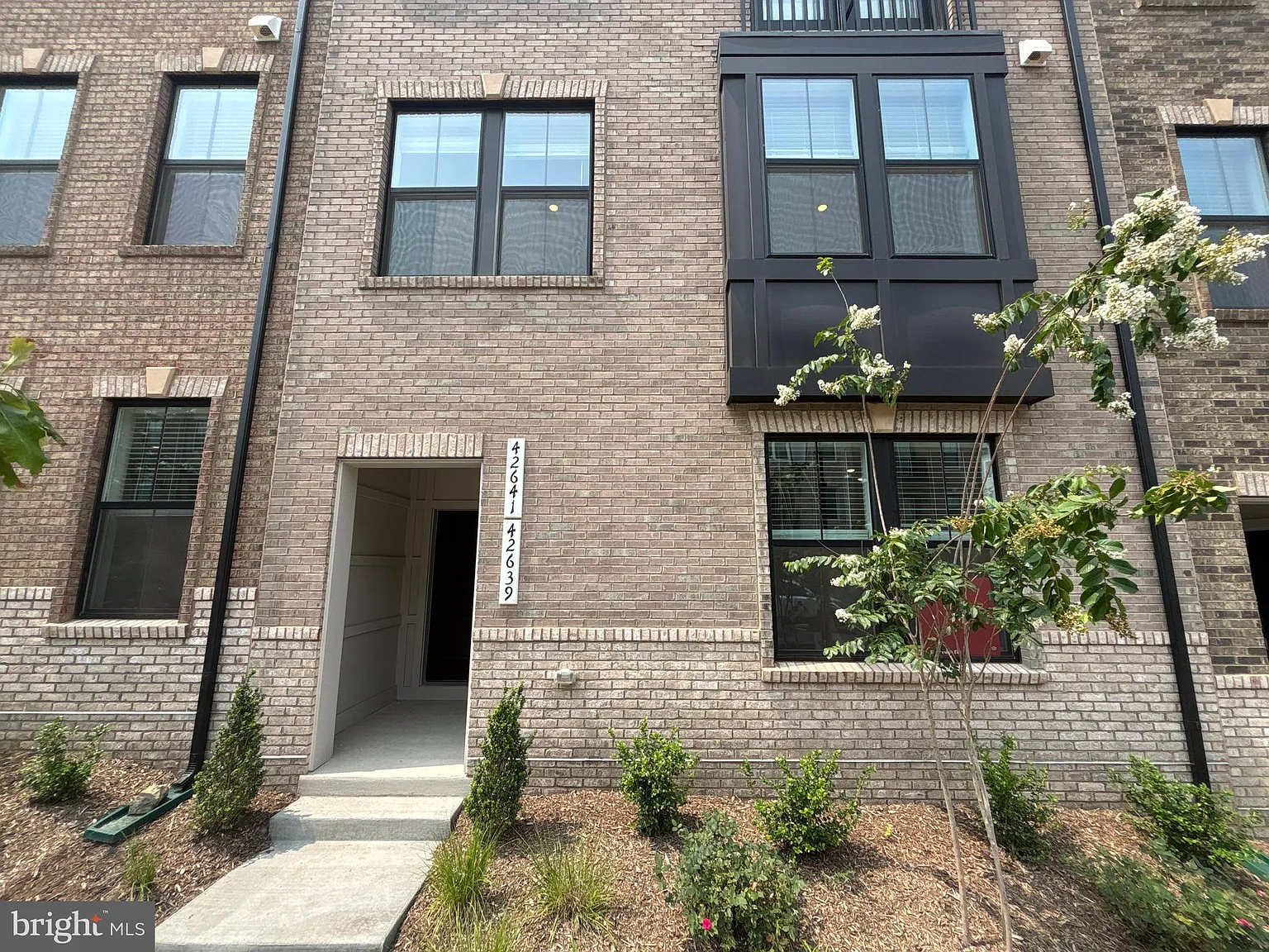 Goose Creek Village Condo — Photo 3