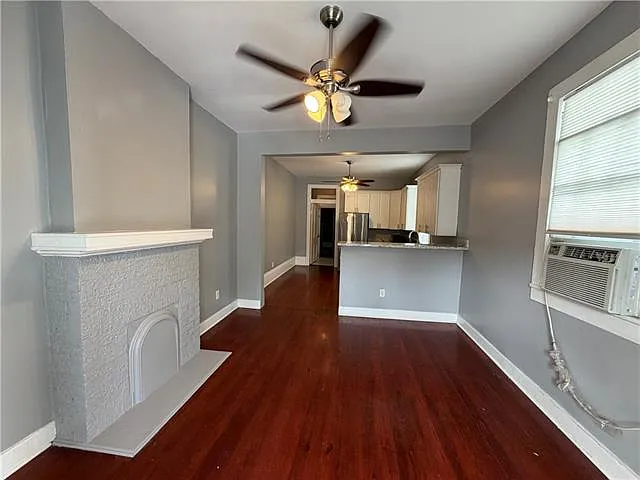 2 bed, 2.0 bath, 887 sqft, $1,750 — Photo 4