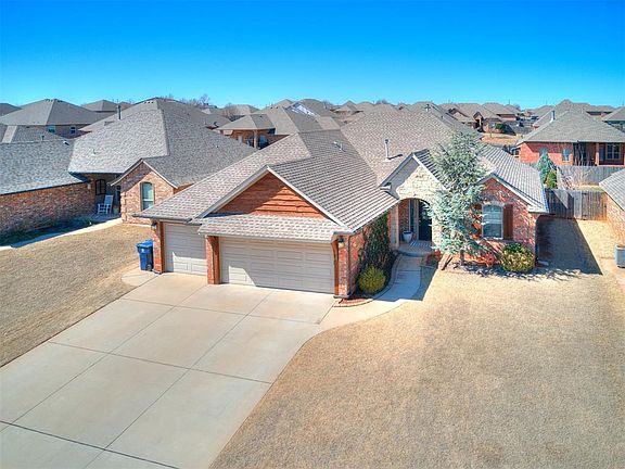 2nd image of 717 Tall Grass Dr