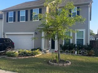 1617 Maddox Park Dr, Fuquay Varina, NC 27526