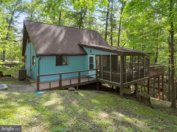 239 Onondaga Trl, Hedgesville, WV 25427