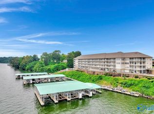 5590 Bay Village Dr APT 208, Athens, AL 35611