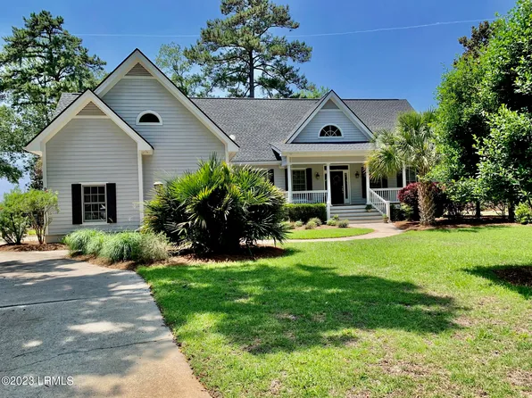 9 Tuscarora Ave, Beaufort, SC 29907