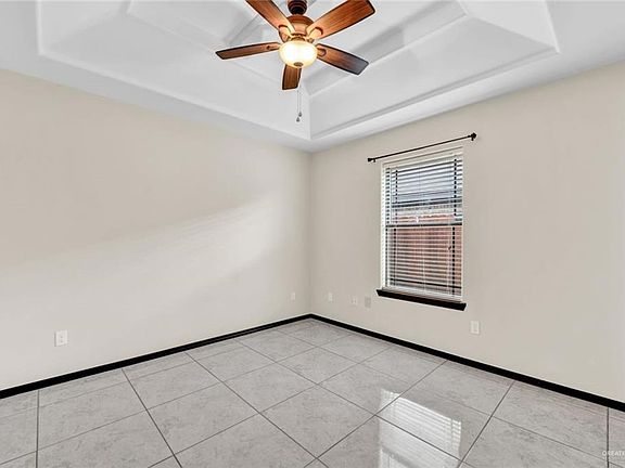 4th image of 1701 Aruba Dr