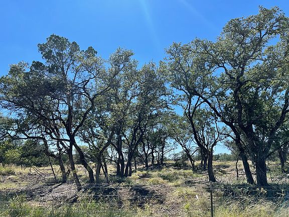 3rd image of 6337 State Highway 16 S