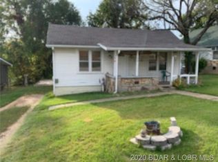 19 Pine St, Camdenton, MO 65020