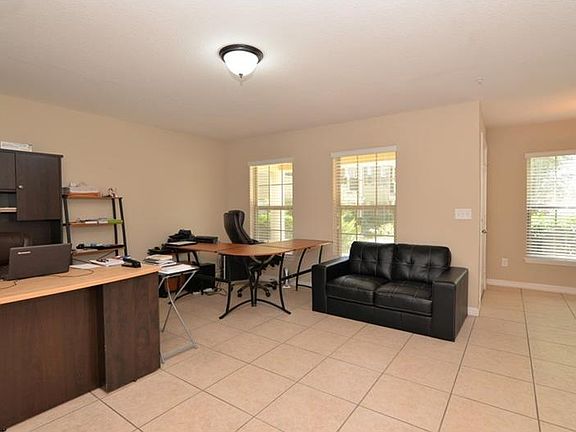 4th image of 4213 Regal Town Ln
