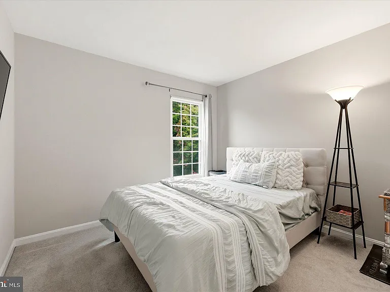13118 Hearthside Ln — Photo 13