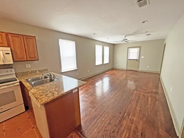 235 State St, New Orleans, LA 70118