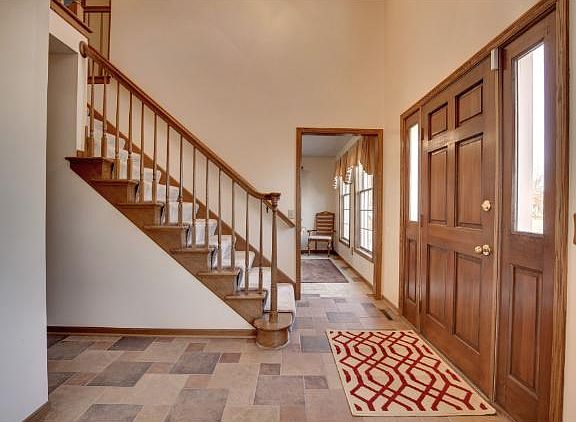 4th image of 2664 Windsor Ln