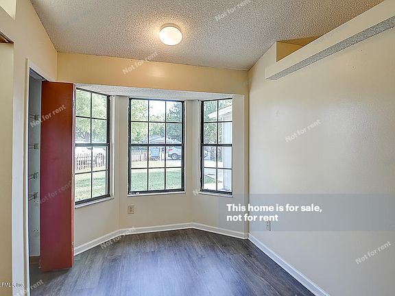 3rd image of 2936 Seans Ct