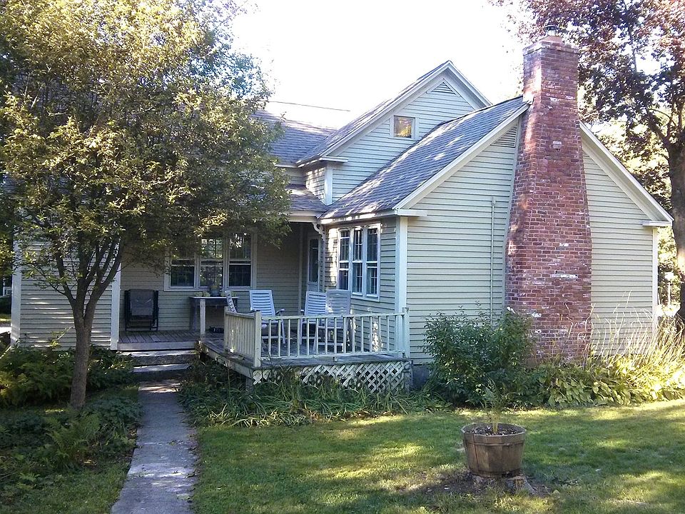 House exterior from the driveway