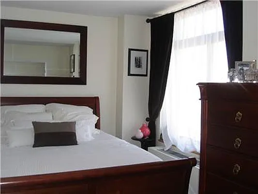 Rented by Sumitomo Real Estate Sales | media 21