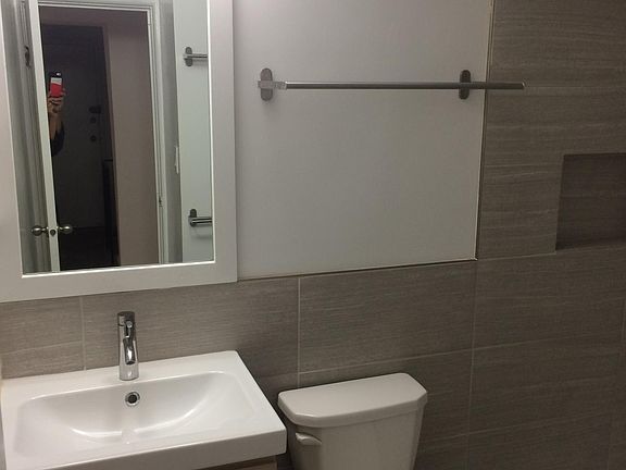 Luxe new tiled bath