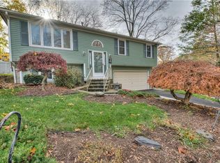 60 North St, Cranston, RI 02920