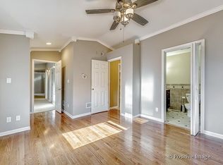 4031 N Park St, Westmont, IL