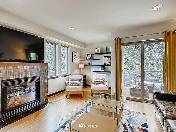 3rd image of 9005 24th Ave NW