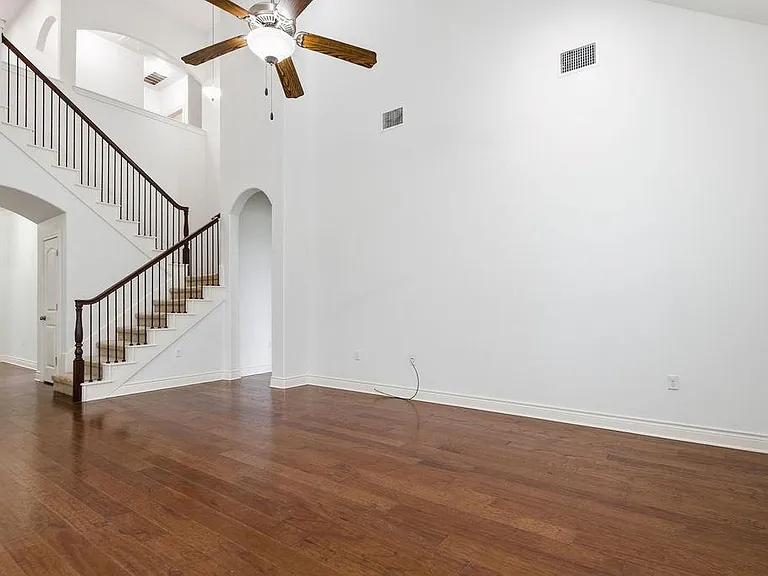 15004 Iveans Way — Photo 6