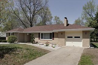 2nd image of 195 Pleasantview Dr
