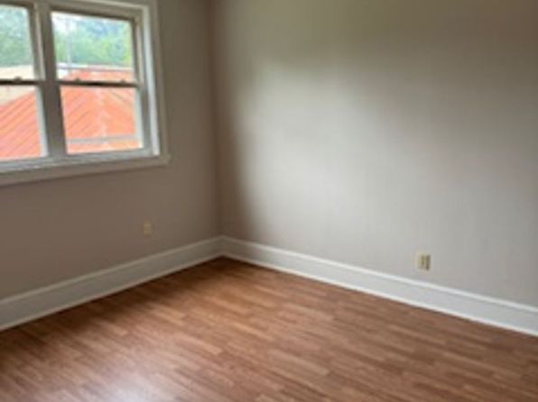 201 S Main St #6