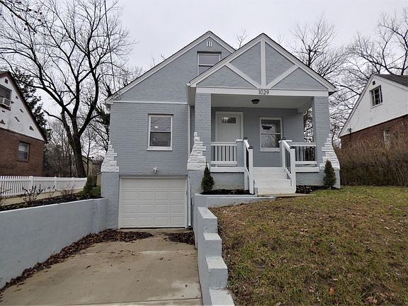 2nd image of 1029 Oak Ave