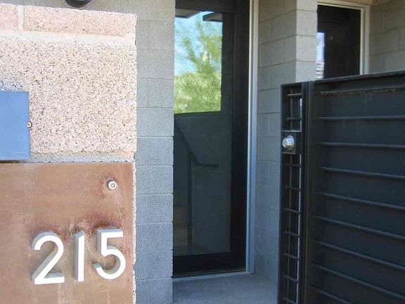 5th image of 215 E Catalina Dr