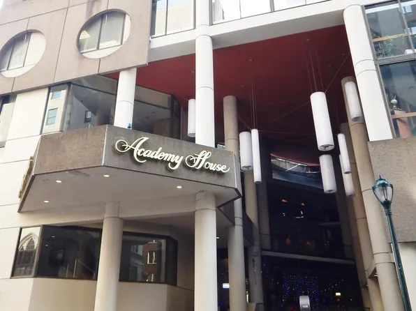 1420 Locust St APT 15B, Philadelphia, PA 19102