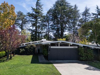 842 Southampton Dr, Palo Alto, CA, 94303