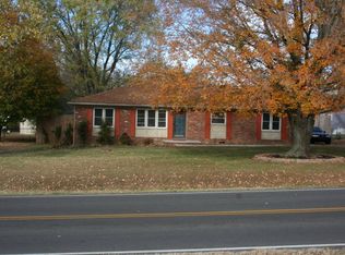 424 Millbrooke Dr, Hopkinsville, KY 42240