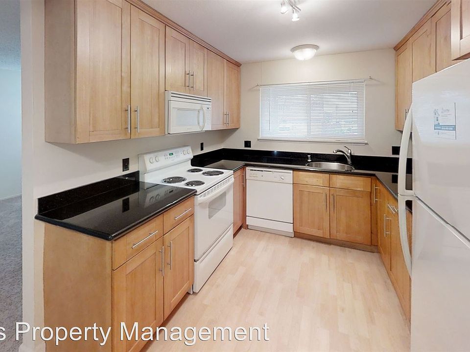 1st image of 1606 Diel Dr