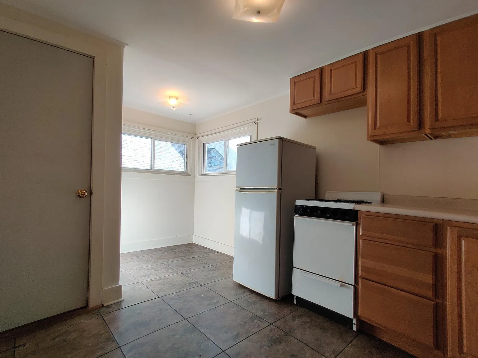 2 bed, $1,700 — Photo 2