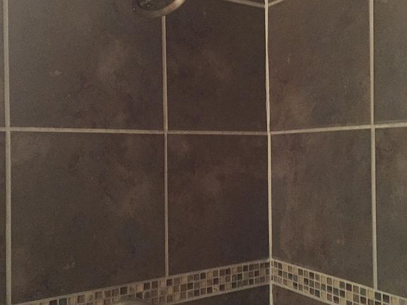 4th image of 611 N Park Ave APT 106