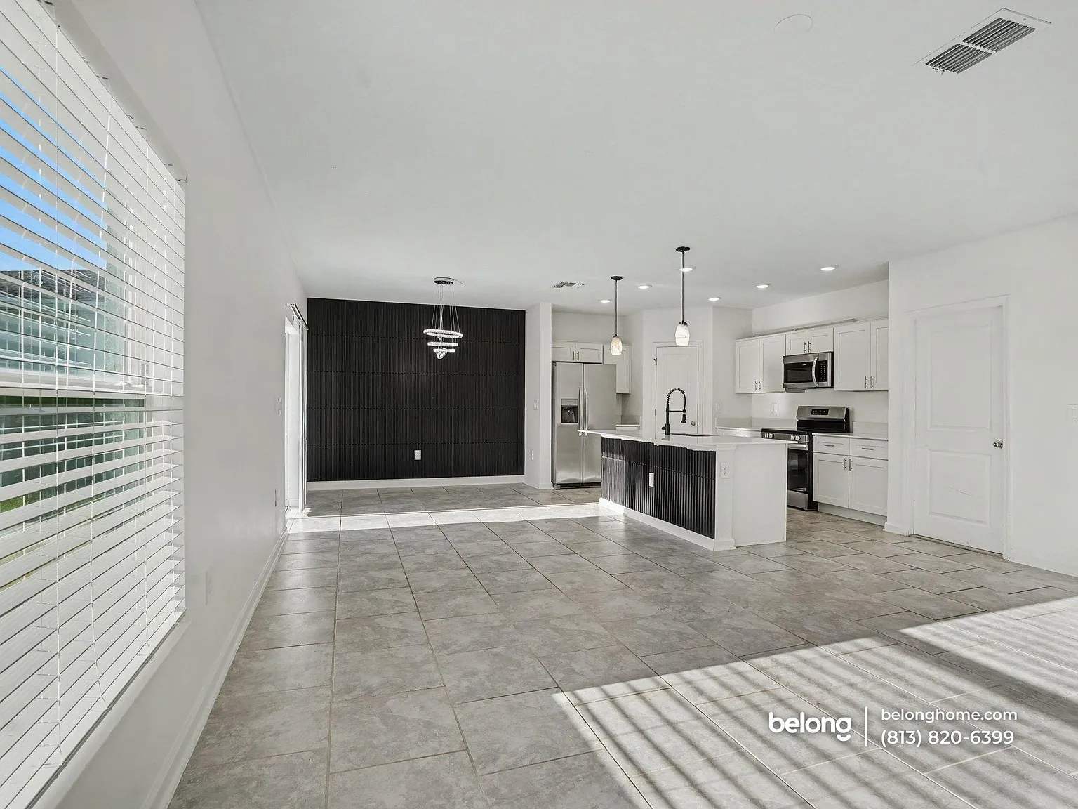 4 bed, 2.5 bath, 1879 sqft, $2,295 — Photo 3