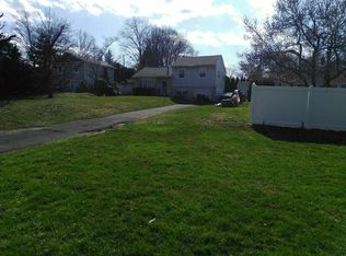 1522 2nd St, Southampton, PA 18966